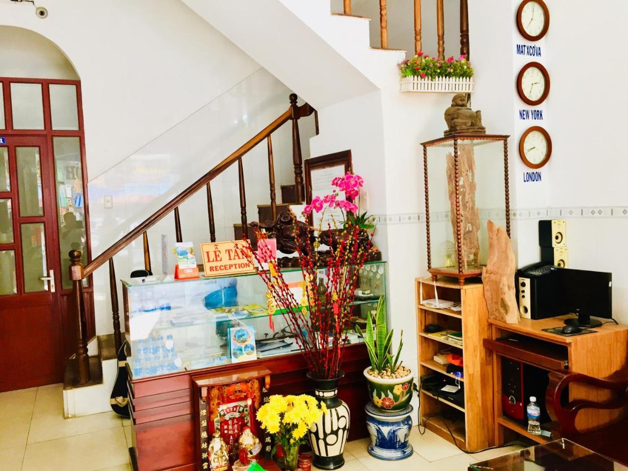 Hotel Hong Hac Nha Trang Esterno foto