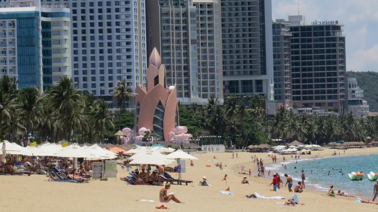 Hotel Hong Hac Nha Trang Esterno foto